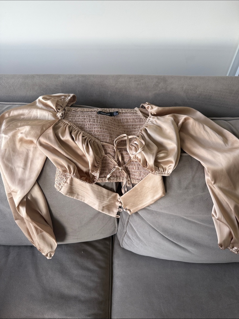 Boohoo Nude Beige Smocked Puff Sleeve Crop Top